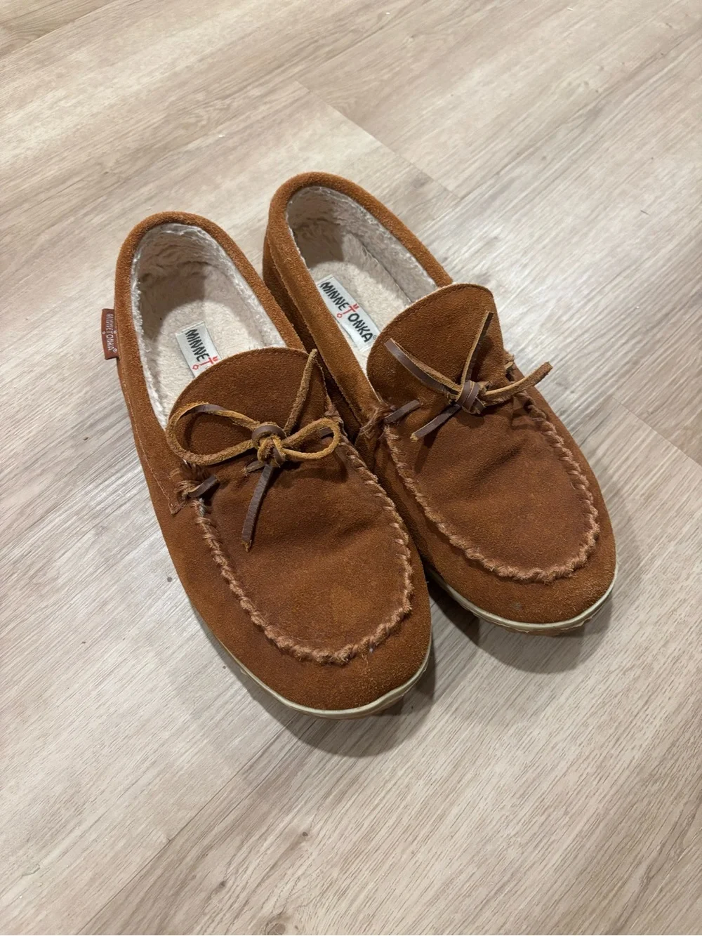 Minnetonka Men’s Tan/Brown Suede Moccasin Slip-Ons